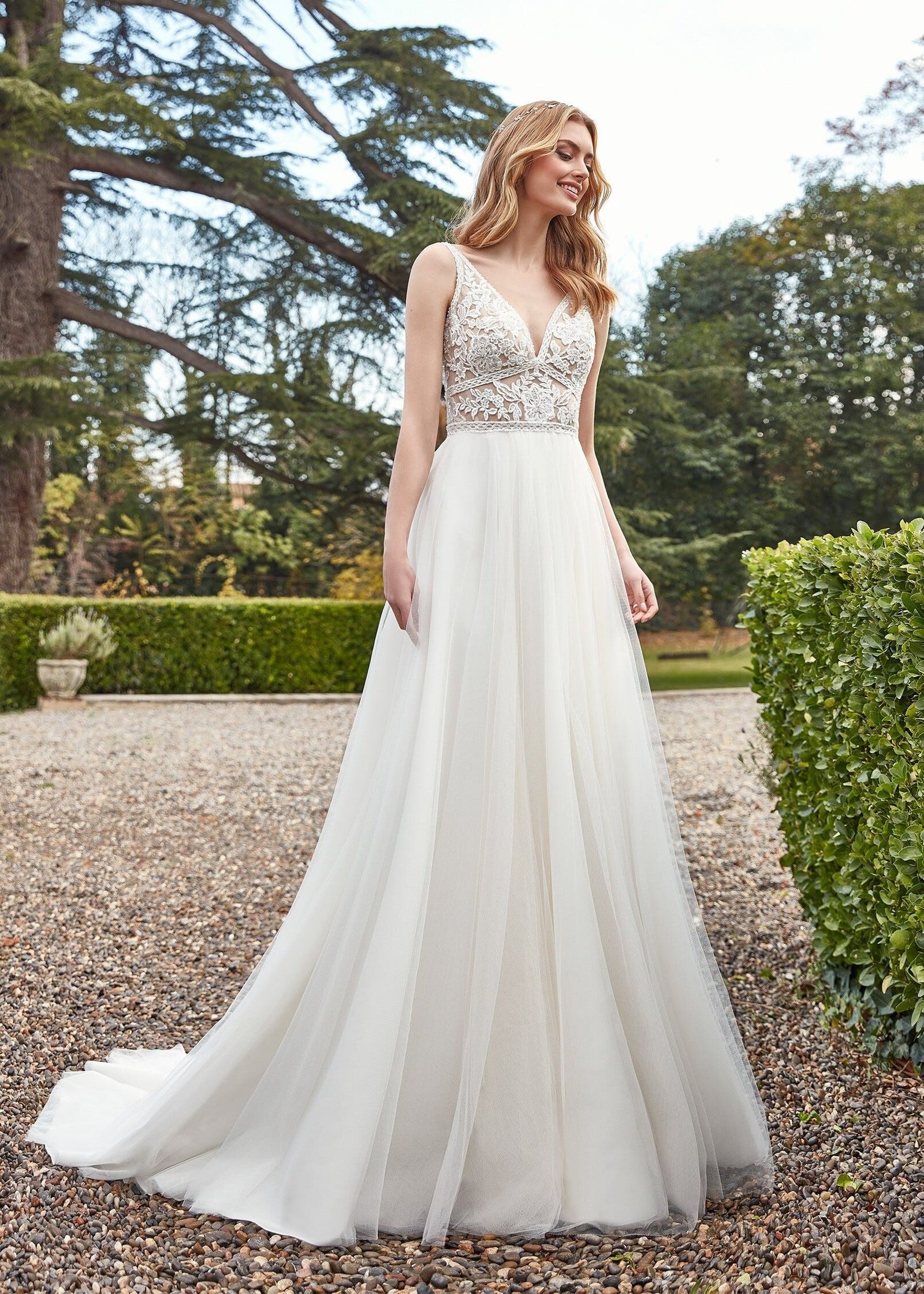 Vestidos de sonho para pequenas cerimónias e casamentos civis